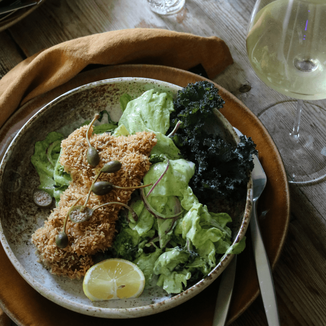 Recept-Kycklingschnitzel-kål-isbergssallad