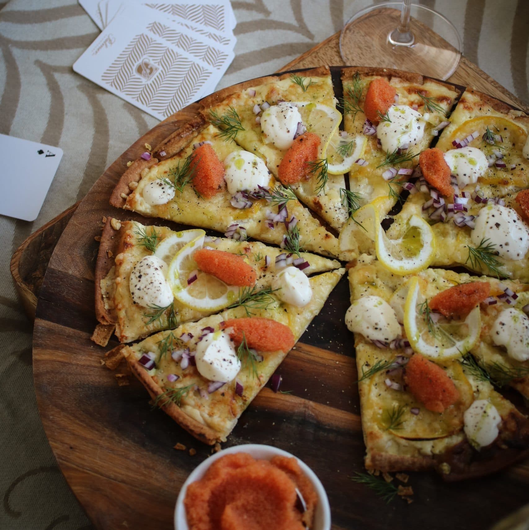 Libapizza med citron, lagrad ost o rom